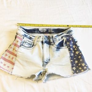 Mossimo High Rise, Size 3, Shorts.Red, White, Blue